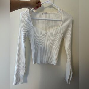 White sweater brand Miss Love size medium